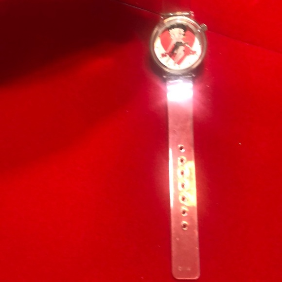 Betty boob watch - Picture 3 of 5